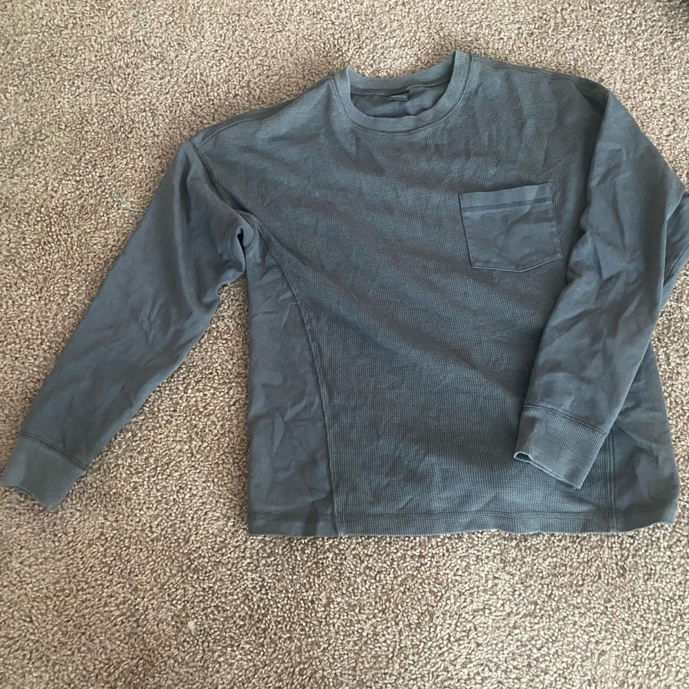 Waffle knit, pocket, tapered long sleeve